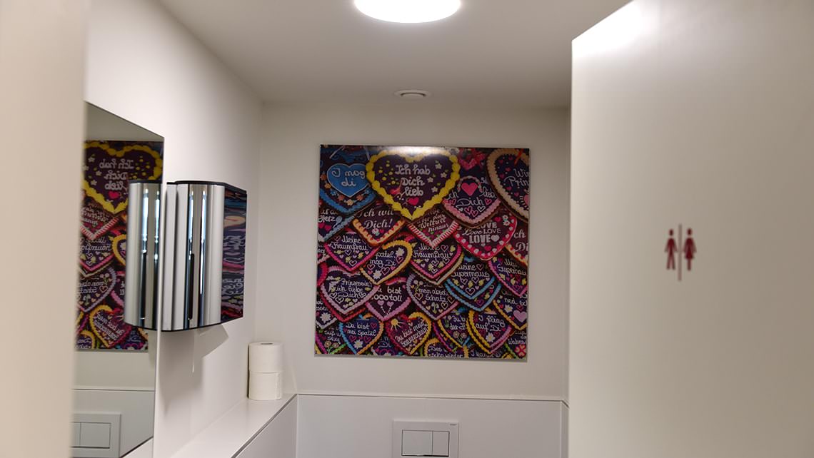 Posters, galleries and installation in Munich