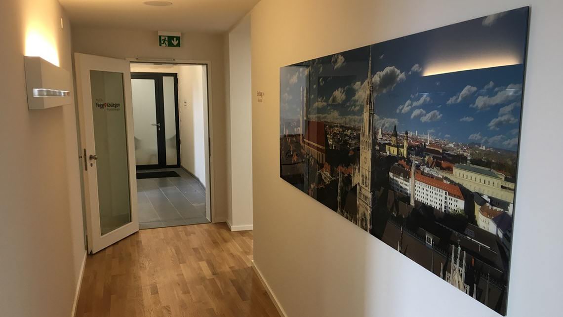 Posters, galleries and installation in Munich