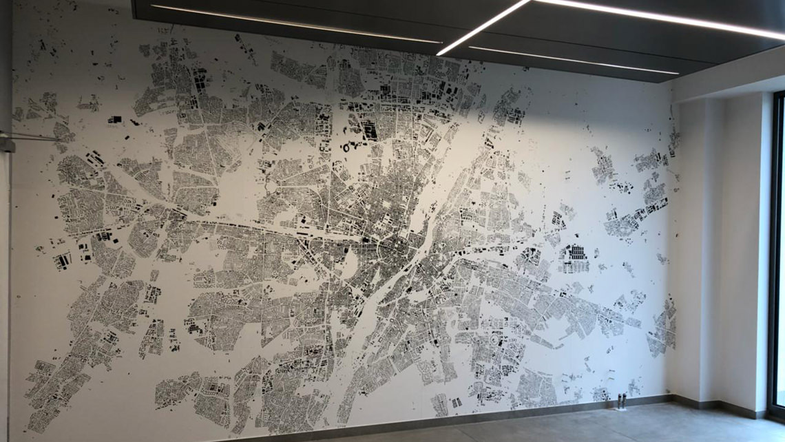 Sticking a photo wallpaper