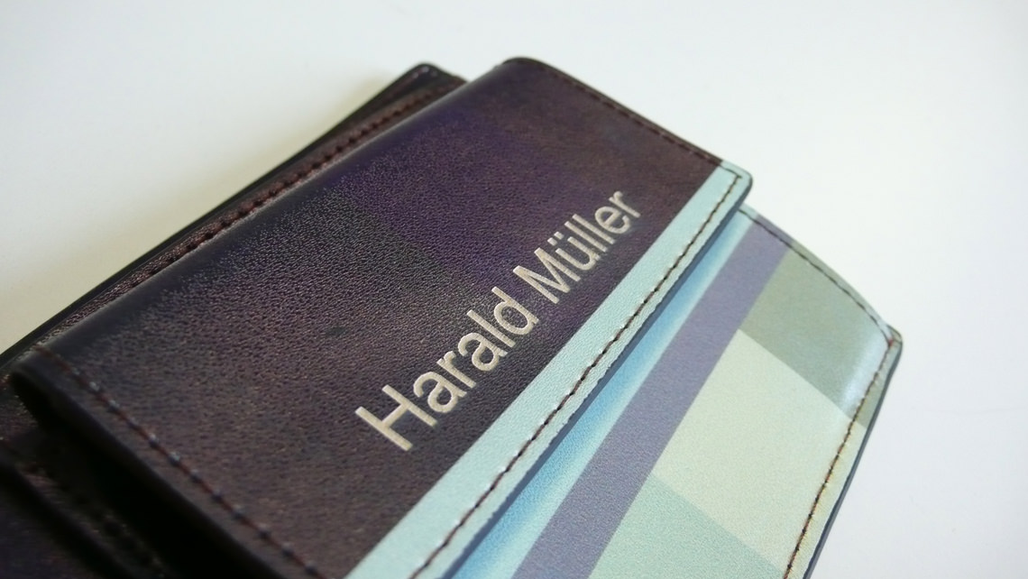Customize leather wallet