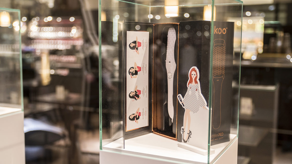 Mini PVC stand-up display