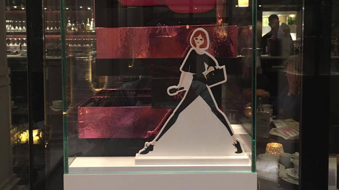 Mini PVC stand-up display