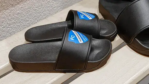 Bathing slippers